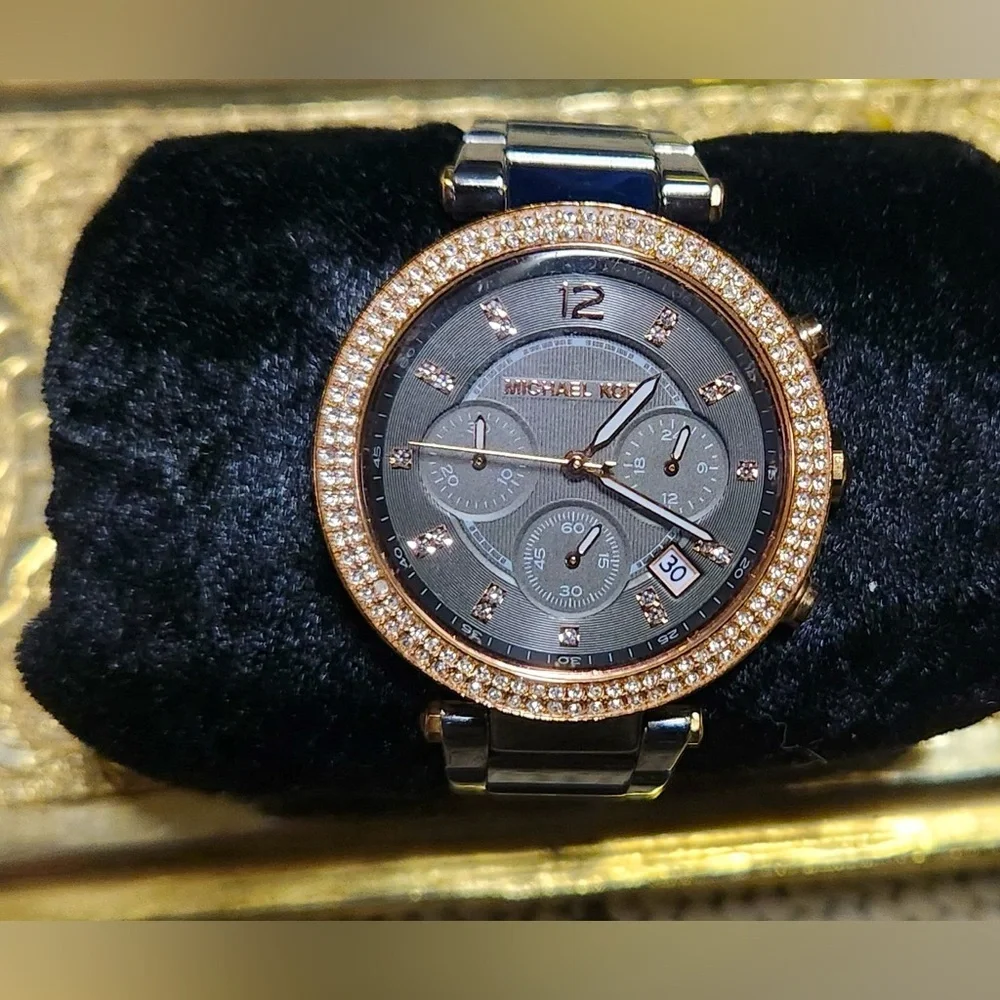 MICHAEL KORS WATCH - Picture 5 of 8